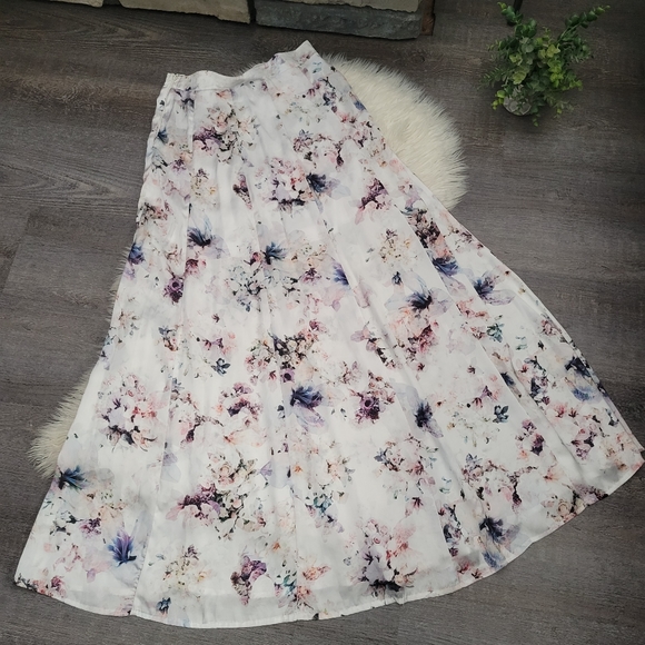 Show Me Your MuMu Princess Ariel Ball Gown Maxi Skirt ~ Bouquet Beauty size M - Picture 12 of 13